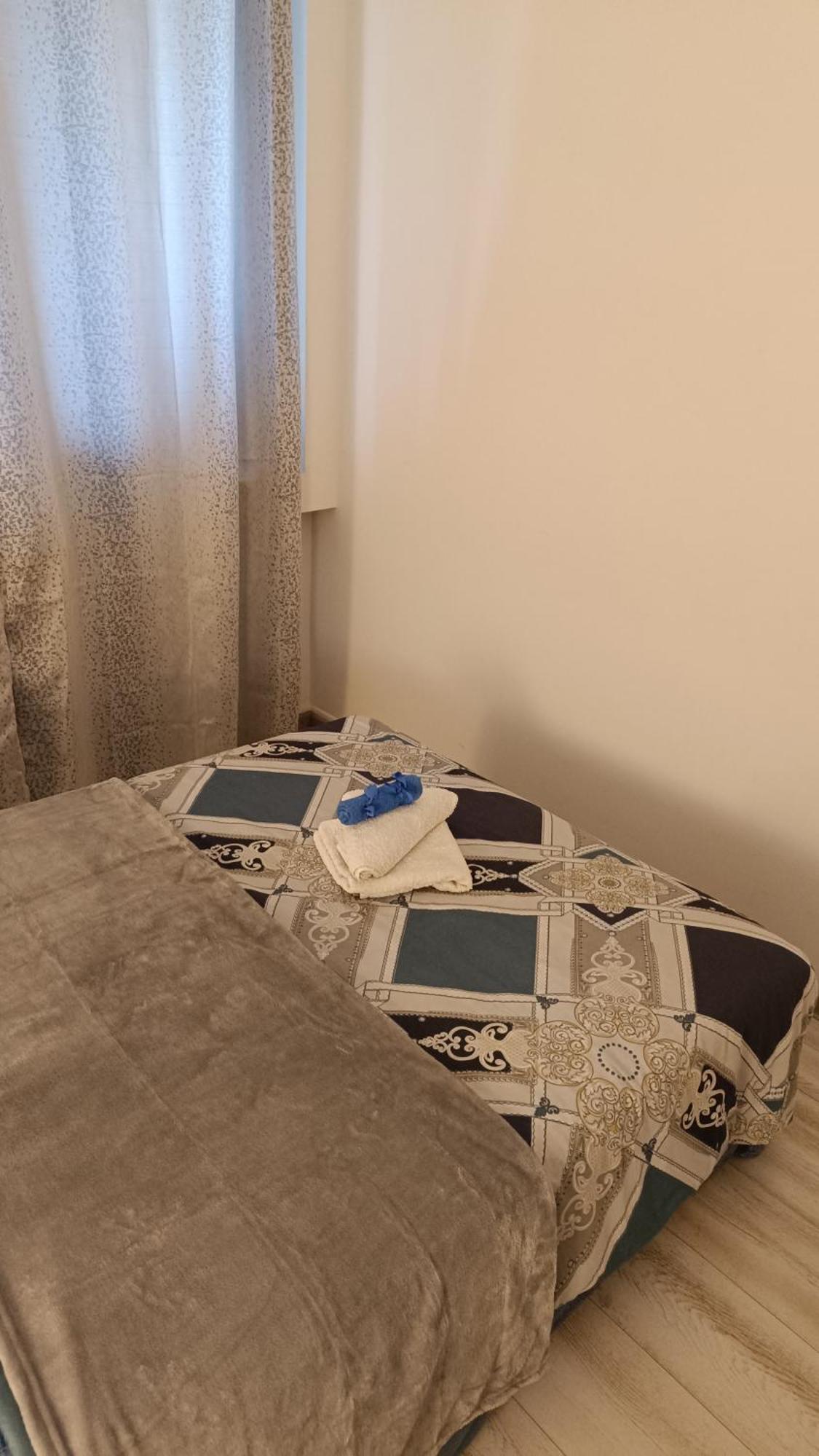 Sistem Apartament 3 Camere! Bukarest Exteriör bild